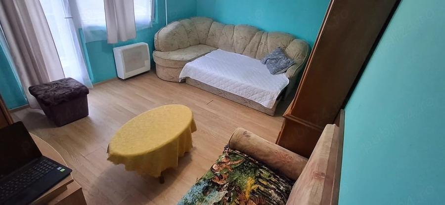 Garsonieră decomandată în Central
