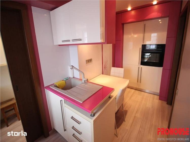 Apartament cu 2 camere decomandat în Ultracentral