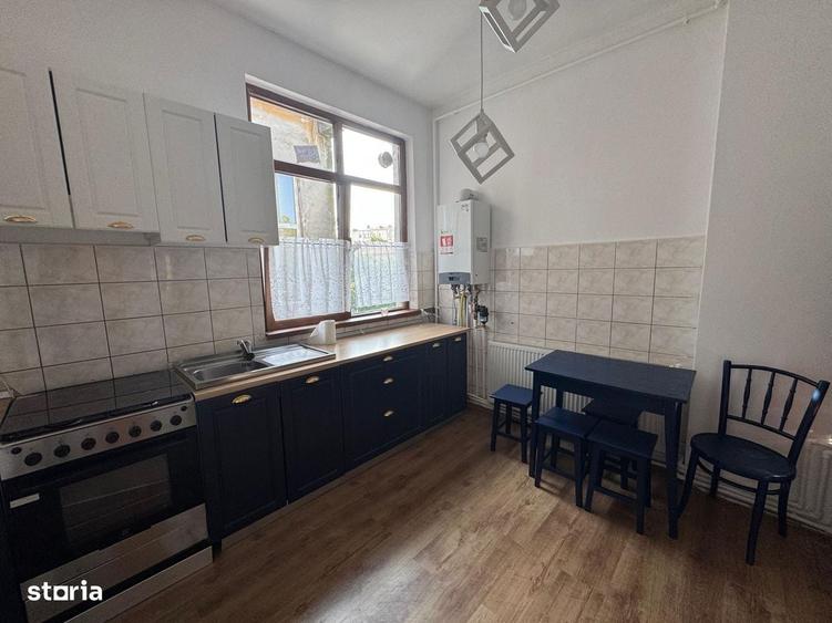 Apartament cu 4 camere în Cotroceni
