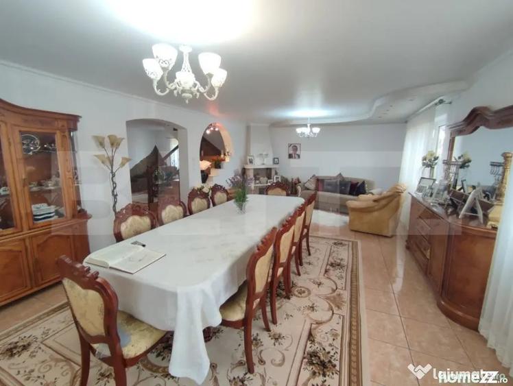 Casă cu 1 camere cu Teren 2000 Mp în Rădăuți
