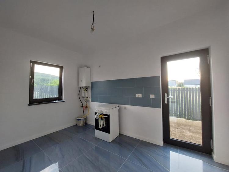 Casă individuală cu 3 camere cu Teren 276 Mp în Hemeiuș