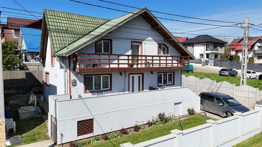 Casă individuală cu 5 camere cu Canalizare în Rediu
