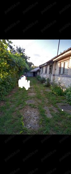 Casă cu 2 camere cu Teren 730 Mp în Olari