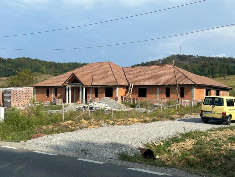 Teren Construcții intravilan de 2655 mp, în Dobrești