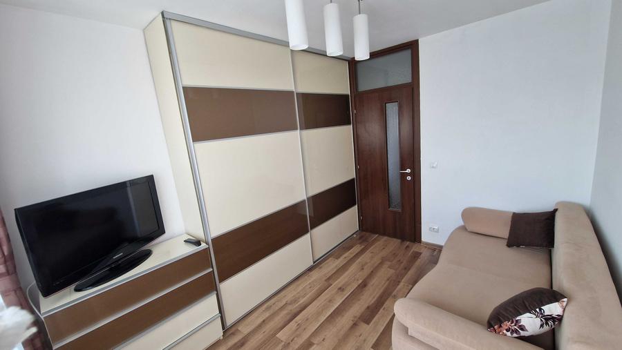 Apartament cu 3 camere decomandat în Brâncoveanu