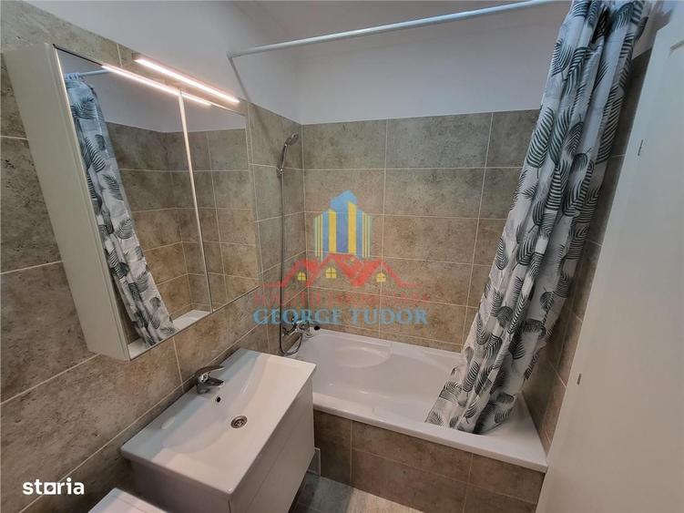 Apartament cu 2 camere decomandat în Roșu