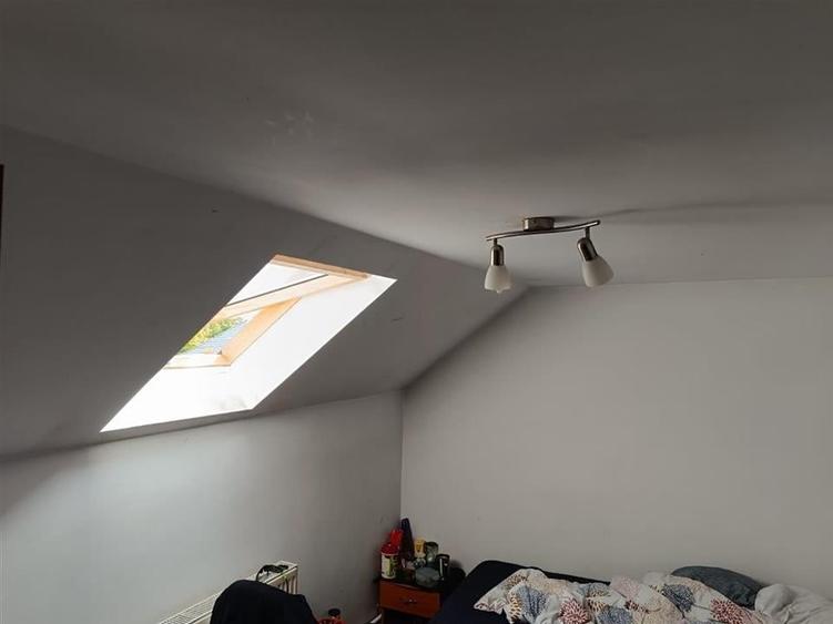 Casă individuală cu 8 camere cu Canalizare în Prejmer