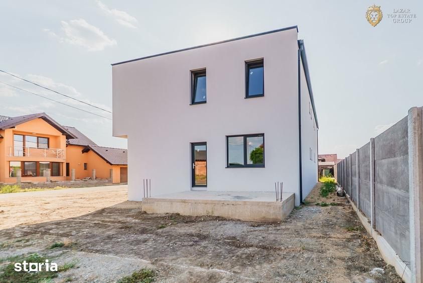 Casă cu 4 camere cu Teren 250 Mp în Drăgășani