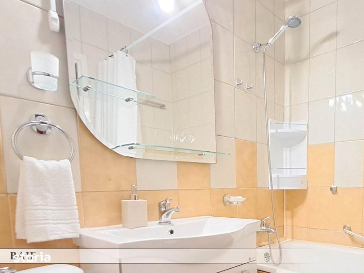 Apartament cu 3 camere decomandat, mobilat în Giurgiului