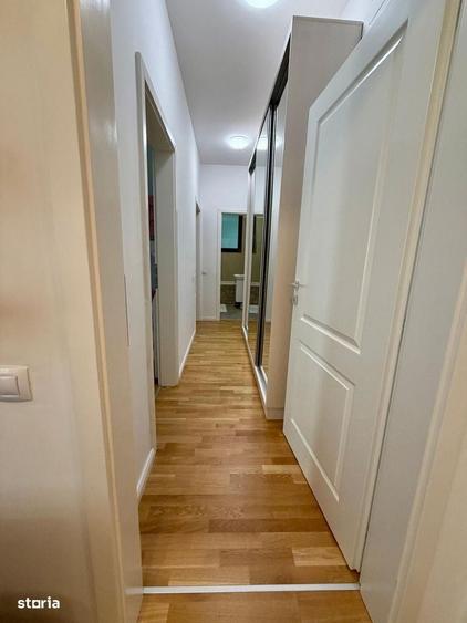 Apartament cu 3 camere semidecomandat, mobilat în 13 Septembrie