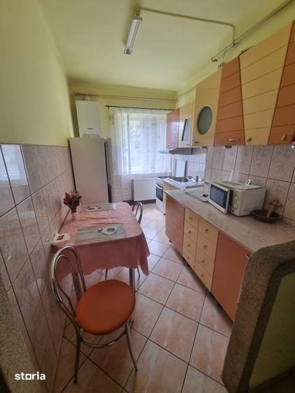 Inchirieriez apartament 2 camere Zona Rivulus Central - 1
