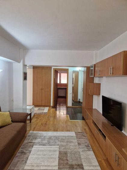 Ofer spre inchiriere apartament cu 3 camere, complet mobilat si utilat Calea Mosilor, Bucuresti - 1