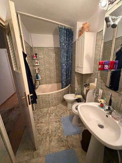Apartament cu 2 camere decomandat în Lujerului