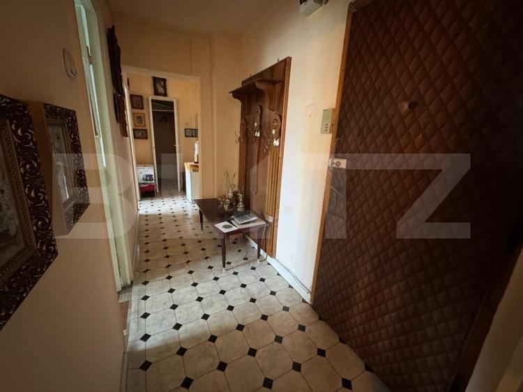 Apartament cu 2 camere decomandat, mobilat în Decebal