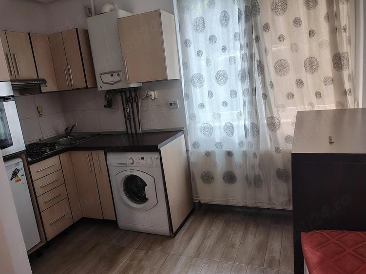 Garsonieră decomandată în Astra