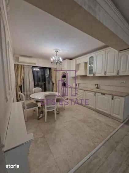 Apartament cu 3 camere semidecomandat în Timpuri Noi