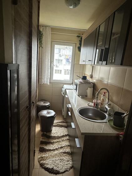 Apartament cu 2 camere, mobilat în Viziru 2