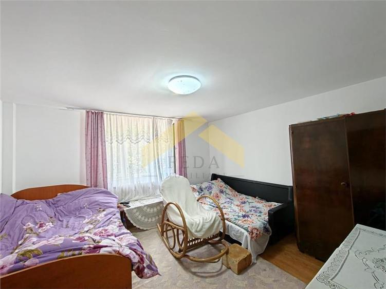 Casă individuală cu 4 camere cu Teren 2000 Mp în Cuiaș