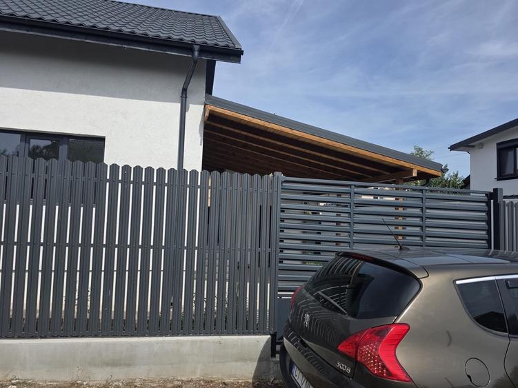 Casă cu 4 camere în Lumina
