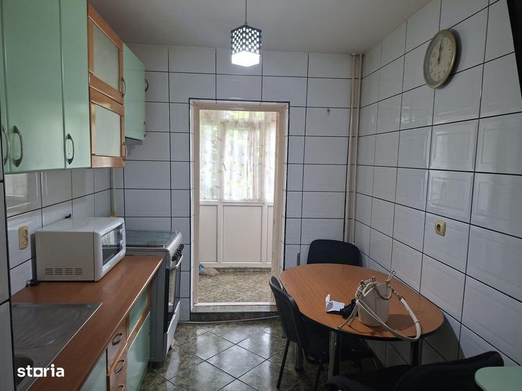 Apartament cu 2 camere decomandat în 9 Mai