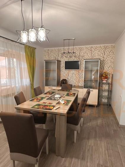 Casă individuală cu 5 camere cu Teren 505 Mp în Mamaia-Sat