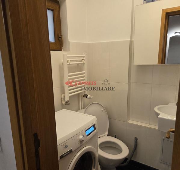 Apartament cu 3 camere decomandat în Dristor