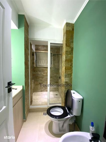 Apartament cu 2 camere decomandat în Craiovița Nouă