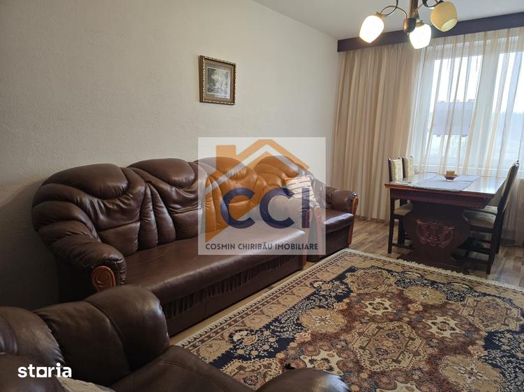 Apartament cu 3 camere decomandat în Răcăciuni