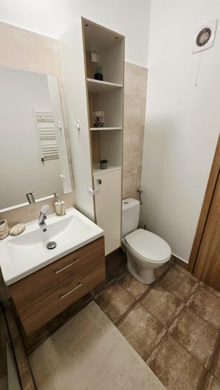 Apartament cu 2 camere decomandat, mobilat în Băneasa