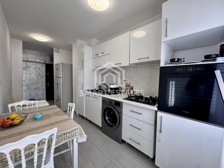 Apartament cu 3 camere decomandat, mobilat în Colentina