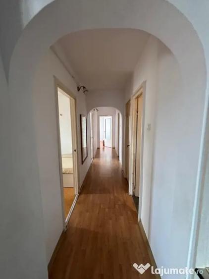 Apartament cu 4 camere decomandat în Mănăștur