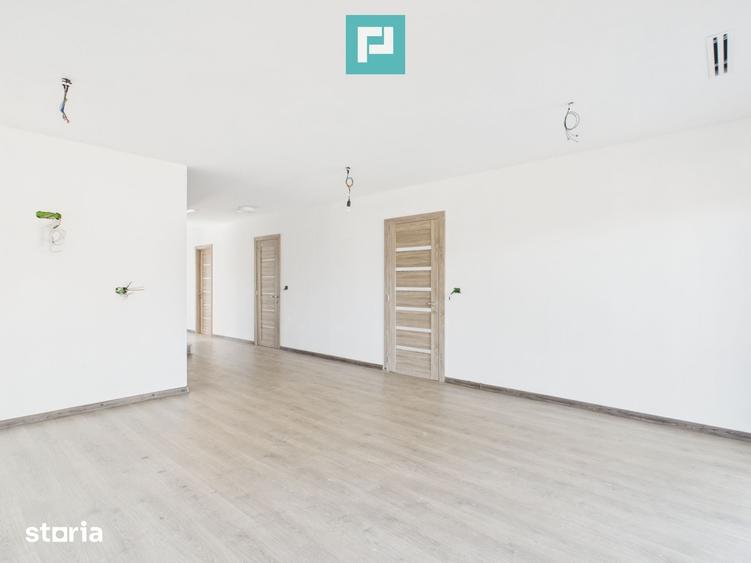 Casă cu 4 camere cu Teren 631 Mp în Giarmata