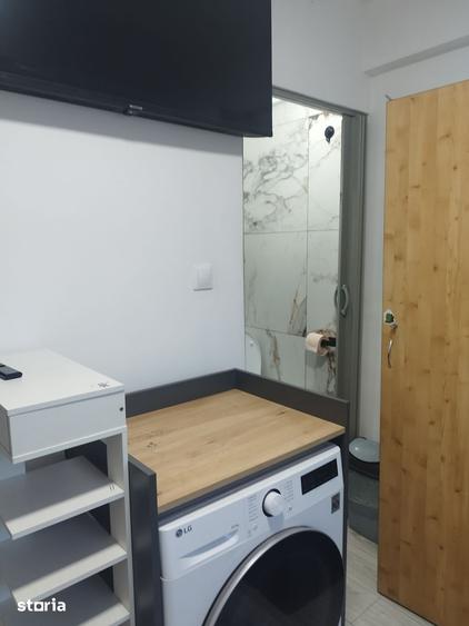 Garsoniera langa Hotel Royal,la cateva minute de FSEGA ?i IULIUS MALL - 4