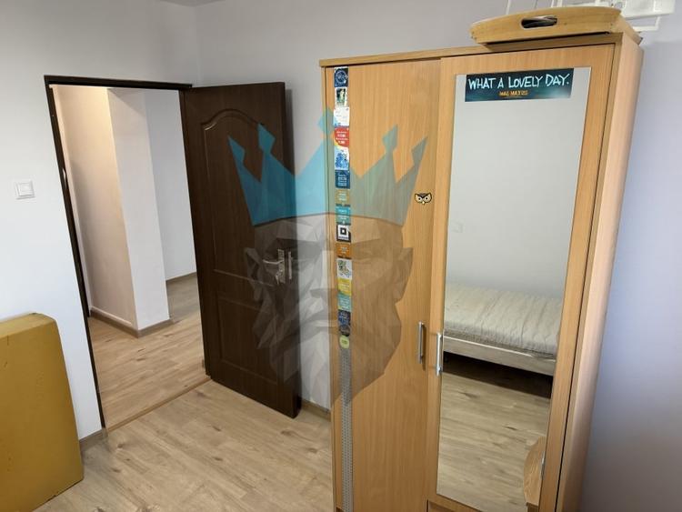 Apartament cu 3 camere semidecomandat, mobilat în Parcul Circului