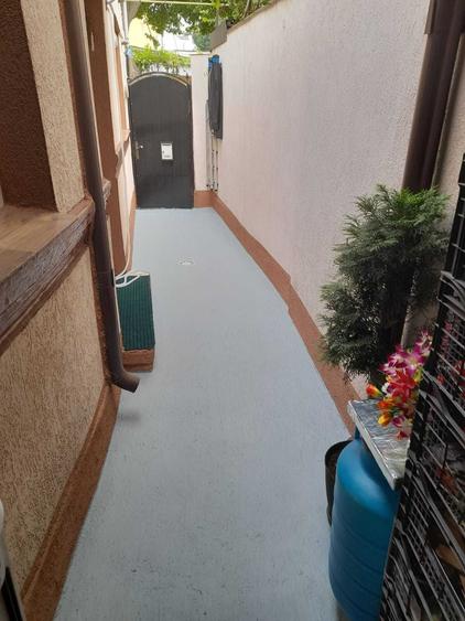 Casă cu 3 camere în Central