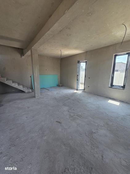 Casă cu 4 camere cu Teren 420 Mp în Central