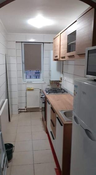 Apartament cu 2 camere semidecomandat în Viziru 3
