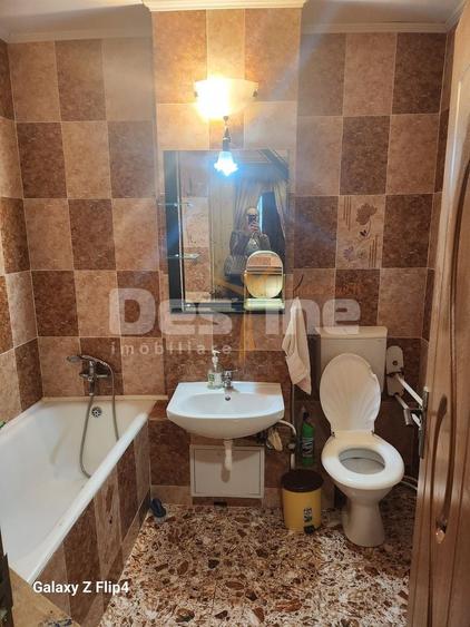 Apartament cu 2 camere decomandat, mobilat în Sud