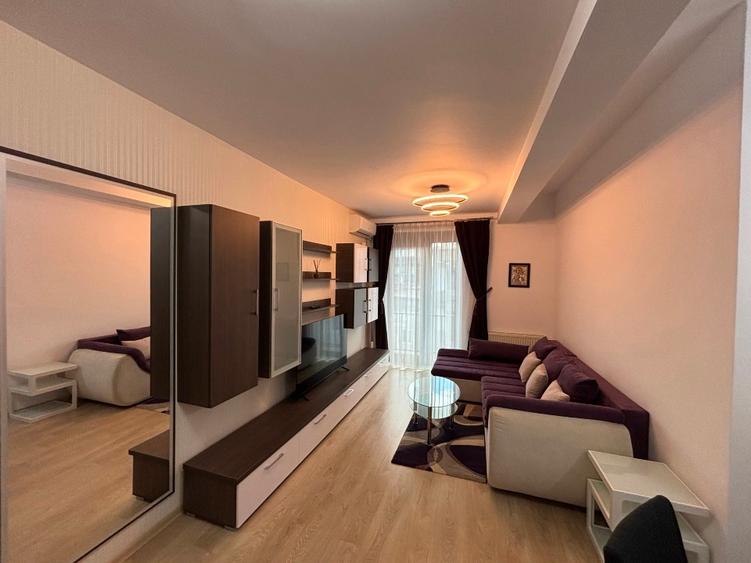 Apartament cu 2 camere semidecomandat în Parcul Carol