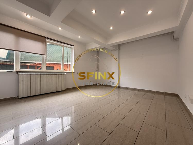 Apartament cu 4 camere decomandat în Dacia