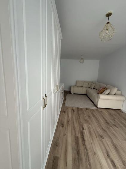 Apartament cu 2 camere decomandat în Exterior Vest
