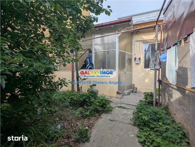Casă cu 3 camere cu Teren 151 Mp în Andronache