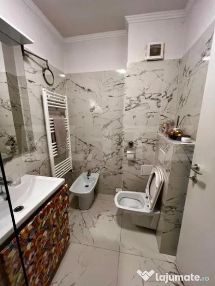Apartament cu 3 camere semidecomandat în Grigorescu