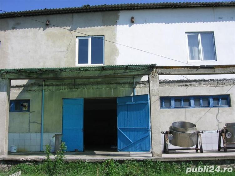 Spațiu comercial, de 150 mp, în Halânga
