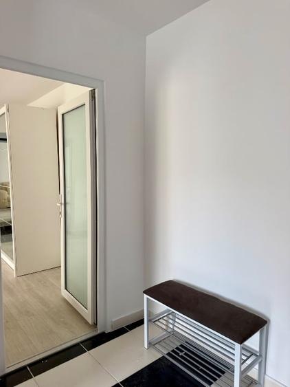 Apartament cu 2 camere nedecomandat, mobilat în Central