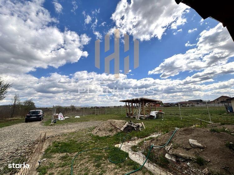 Casă cu 4 camere cu Teren 500 Mp în Cătălina