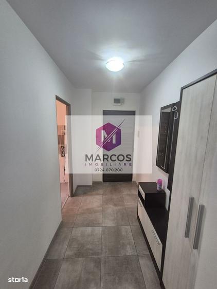Apartament cu 2 camere semidecomandat, mobilat în Moroasa 2