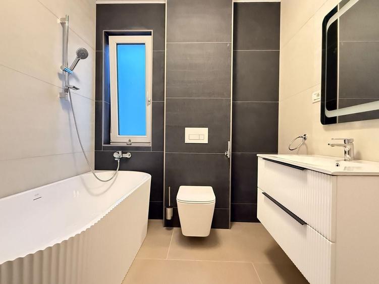 Duplex cu 3 camere cu Canalizare în Moșnița Nouă