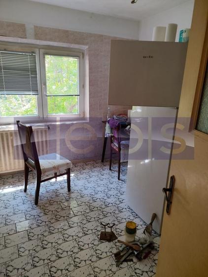 Apartament cu 2 camere decomandat în Octavian Goga