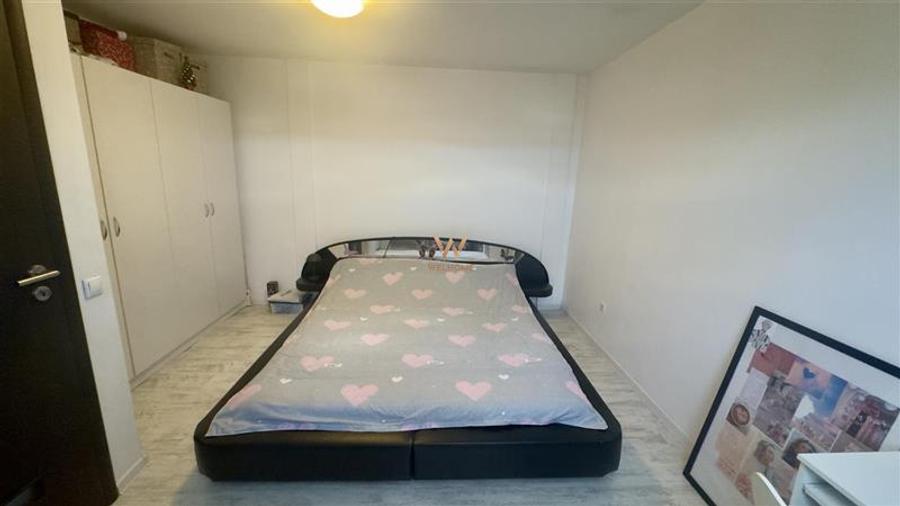 Apartament cu 3 camere nedecomandat în Lazaret